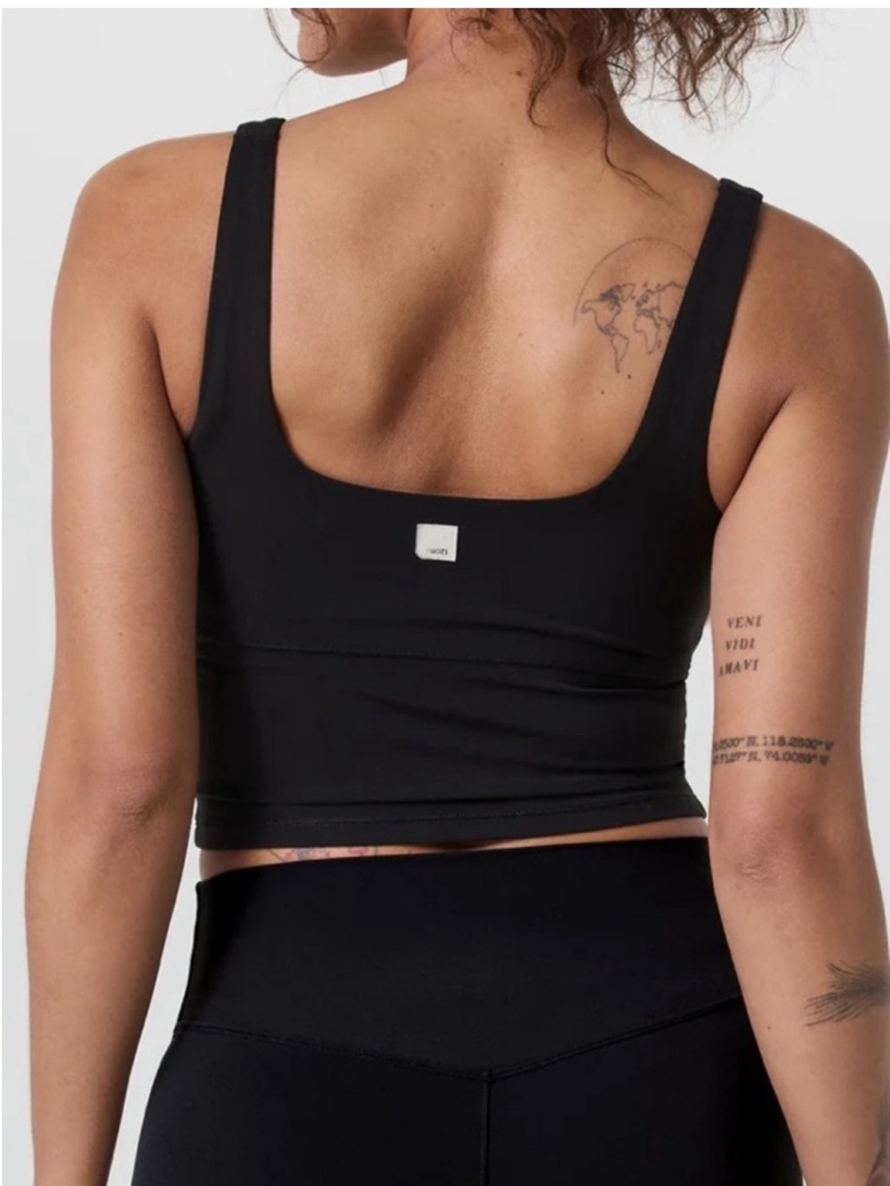 Vuori All the Form Support Tank Top in Black